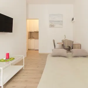 Kike 80 , Split Chorwacja
